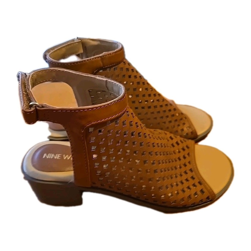 Nine West Womans Putian Sandal‎ Brown Heels Size 4